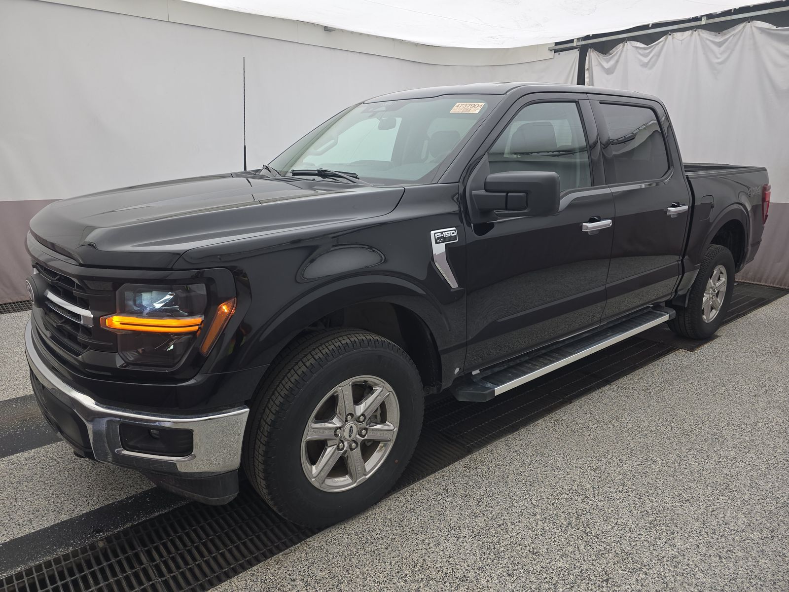 2025 Ford F-150 XLT AWD