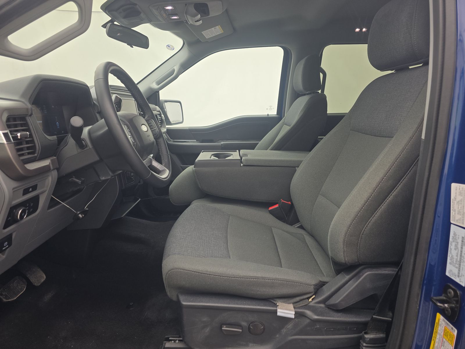 2025 Ford F-150 XLT AWD