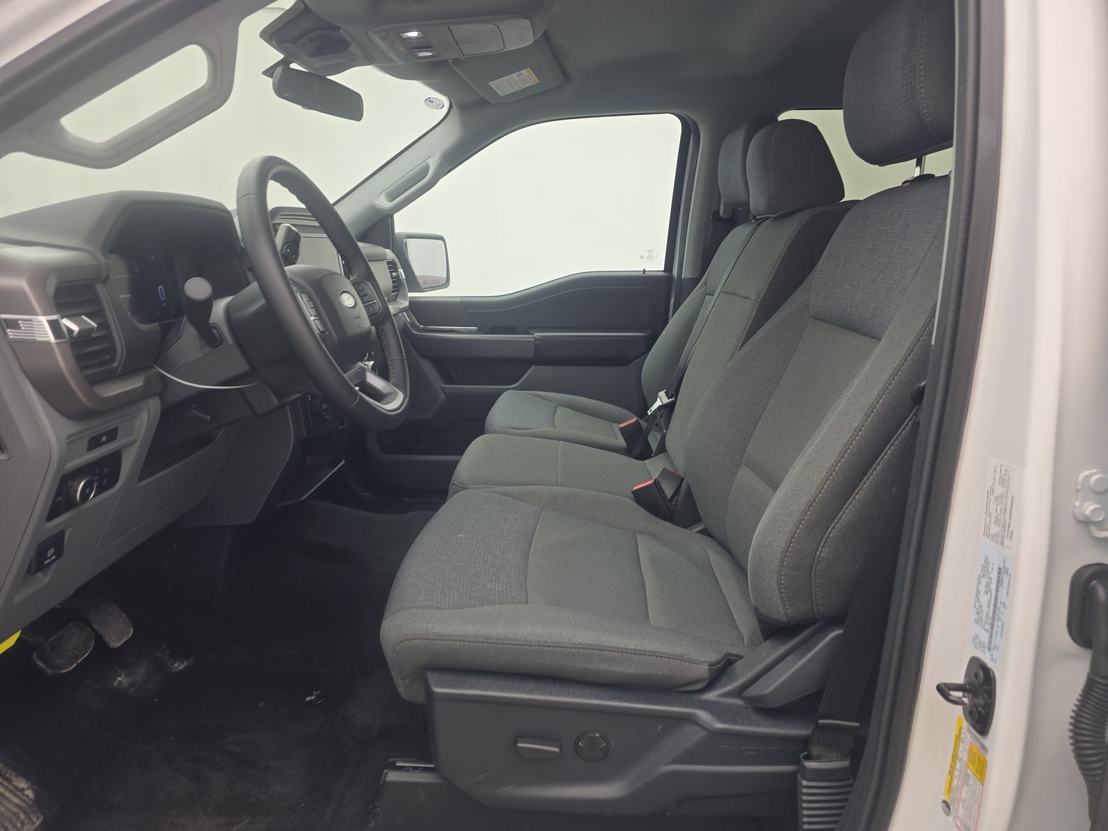 2025 Ford F-150 XLT AWD