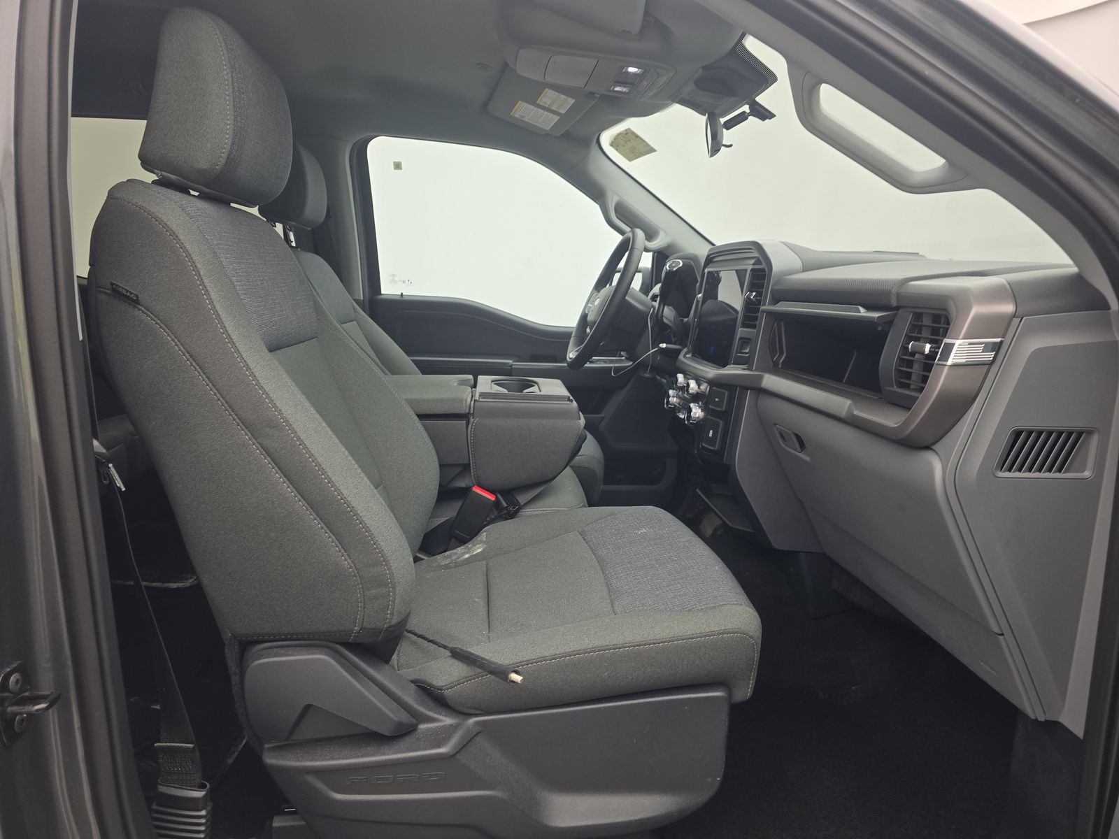 2025 Ford F-150 XLT AWD