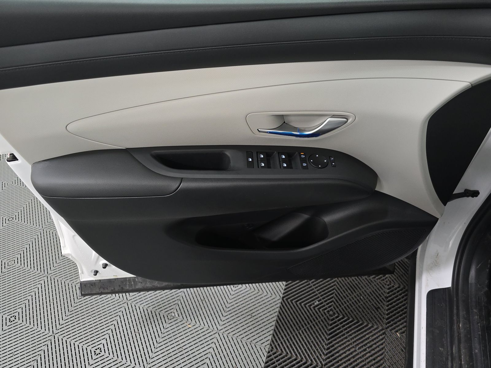 HYUNDAI UNKNOWN - 10