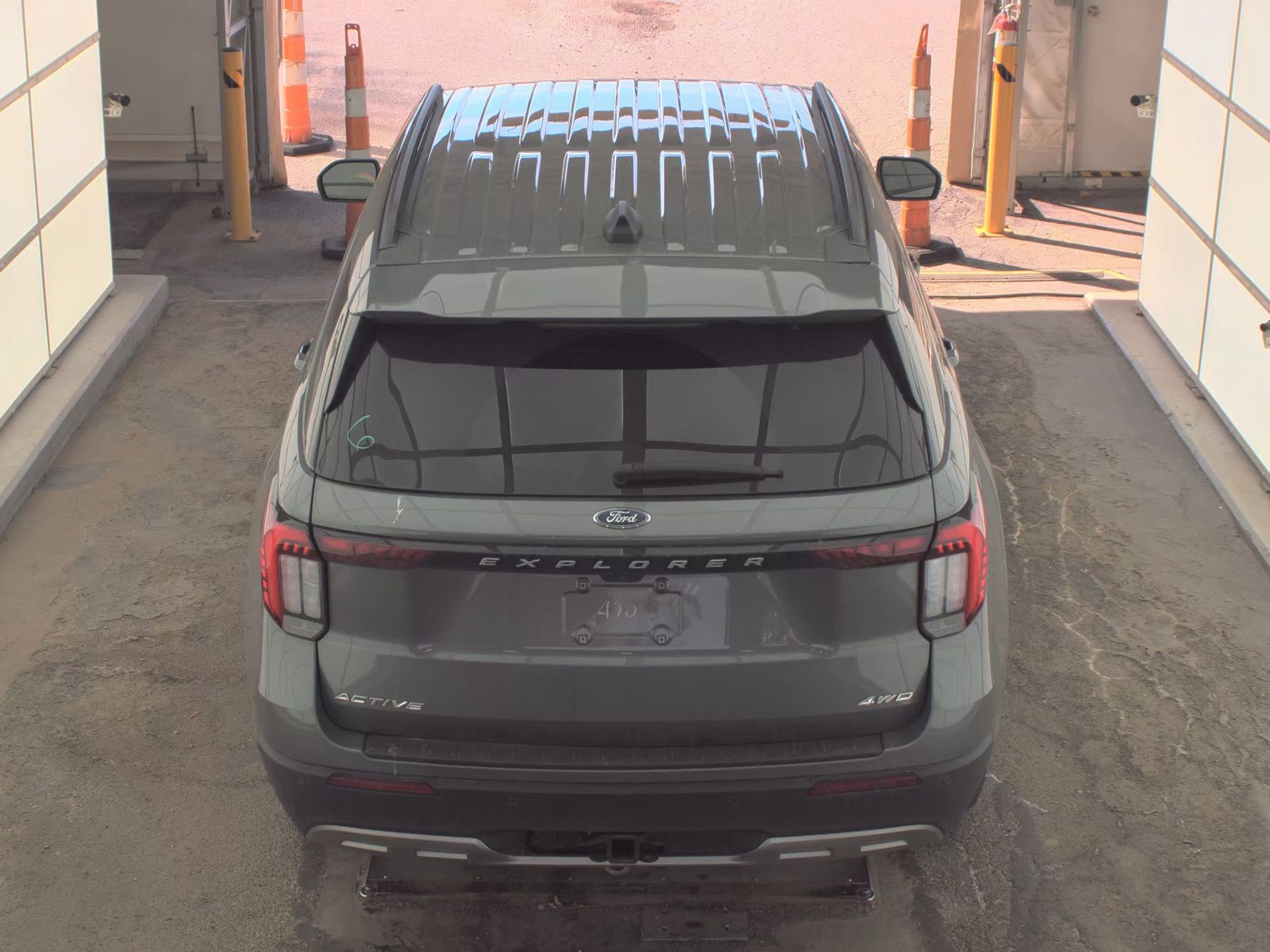 FORD EXPLORER - 7