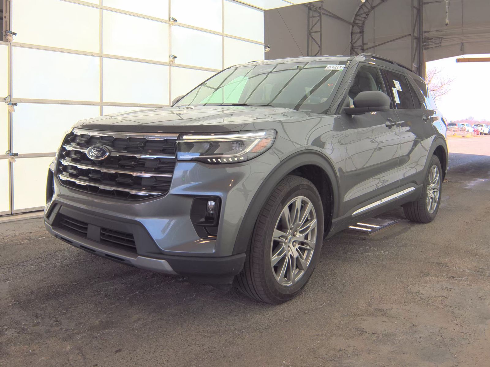FORD EXPLORER - 1