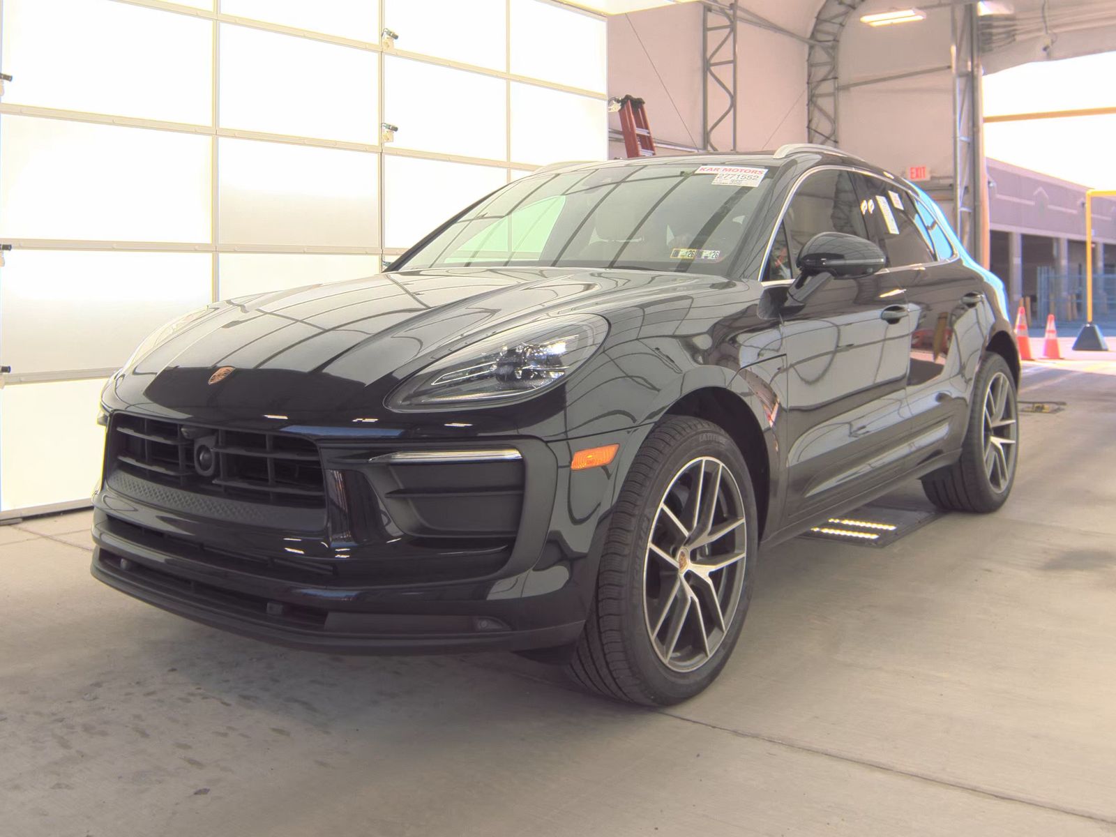 2024 Porsche Macan Base AWD