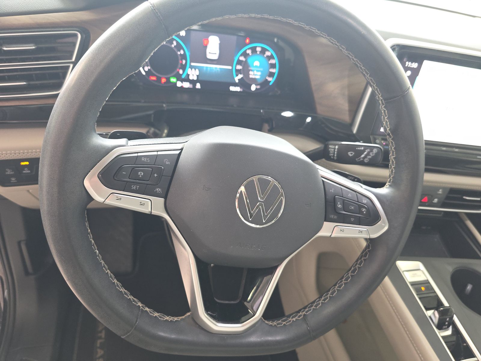 2024 Volkswagen Atlas 2.0T SE FWD