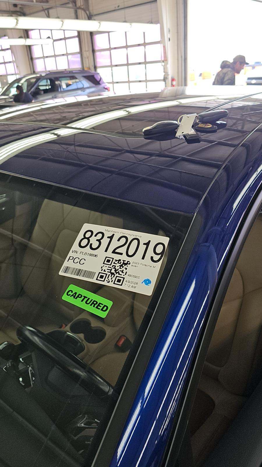 2023 Porsche Macan Base AWD