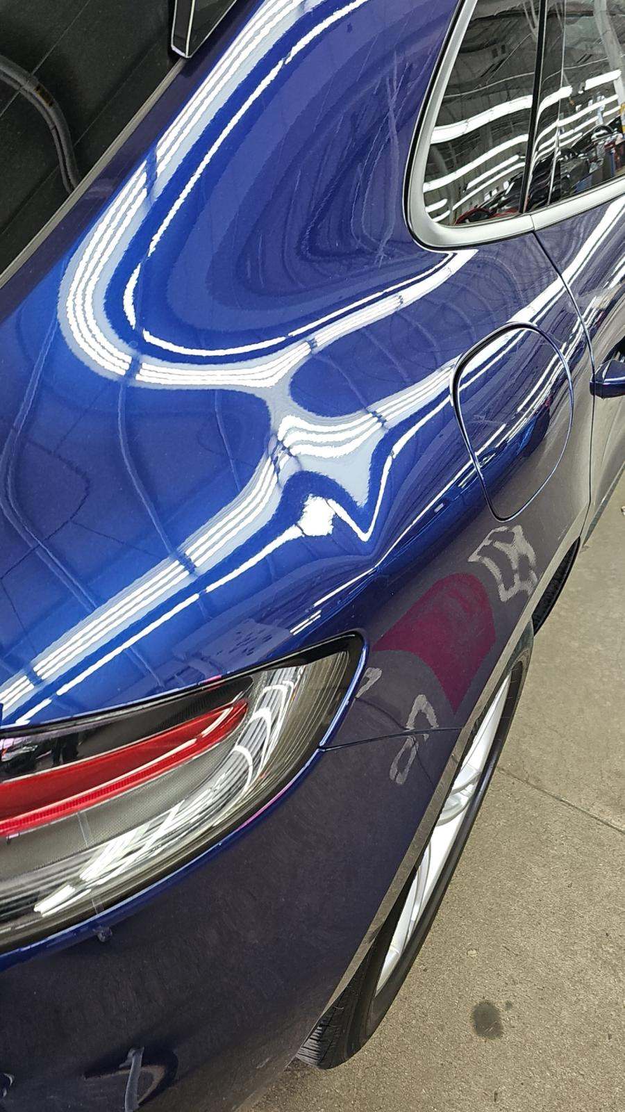 2023 Porsche Macan Base AWD