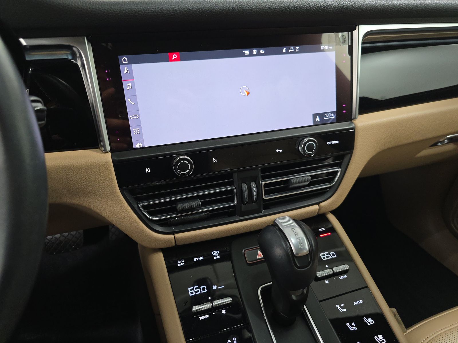 2023 Porsche Macan Base AWD