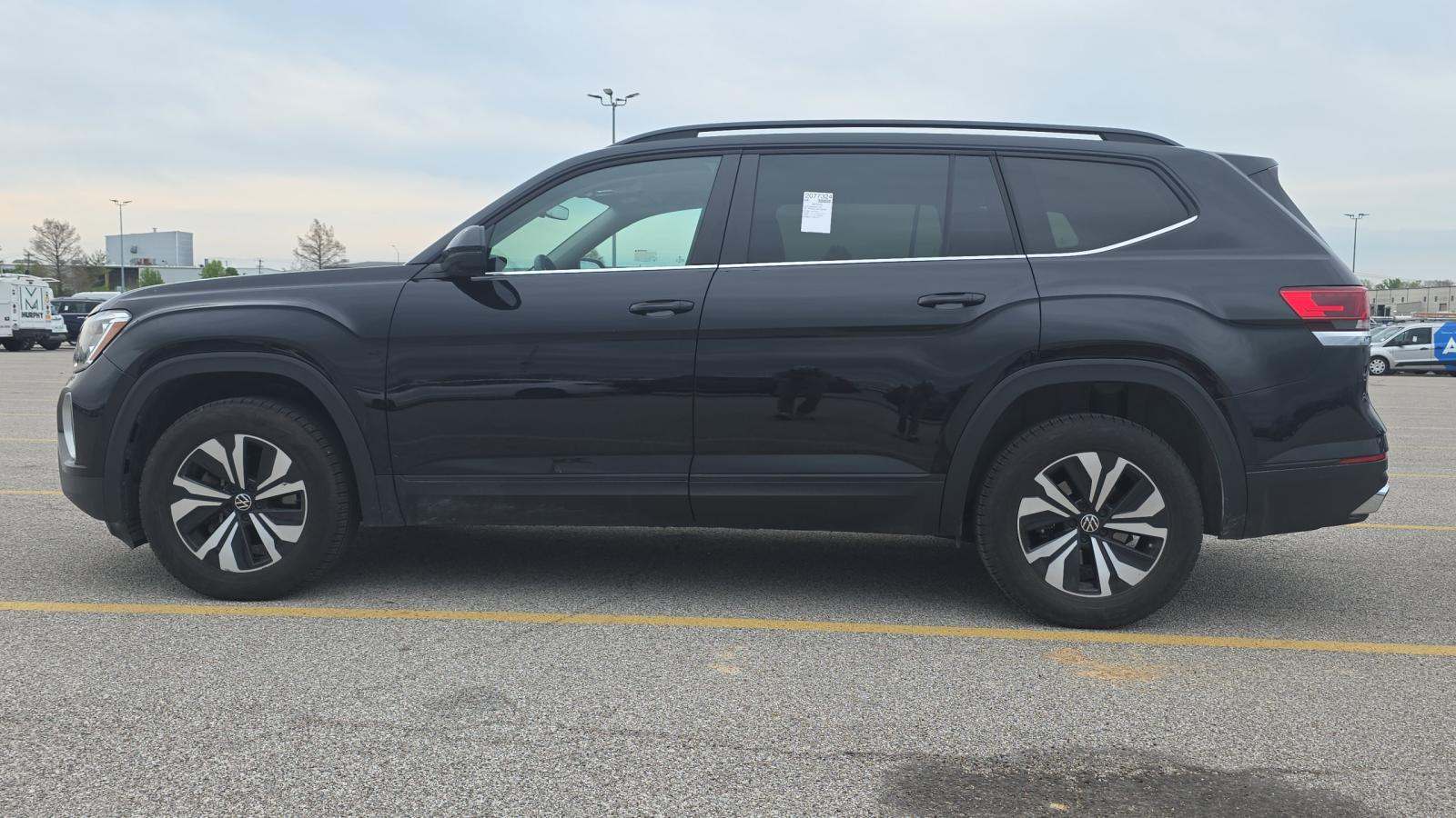 2024 Volkswagen Atlas 2.0T SE FWD