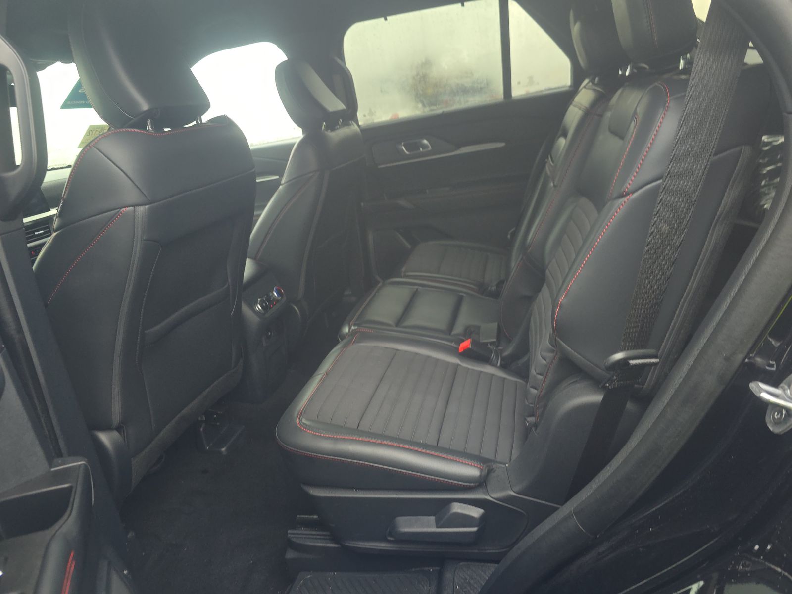 2025 Ford Explorer ST-Line AWD