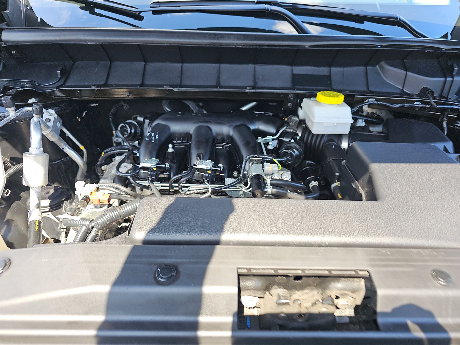 2025 Nissan Pathfinder SV FWD