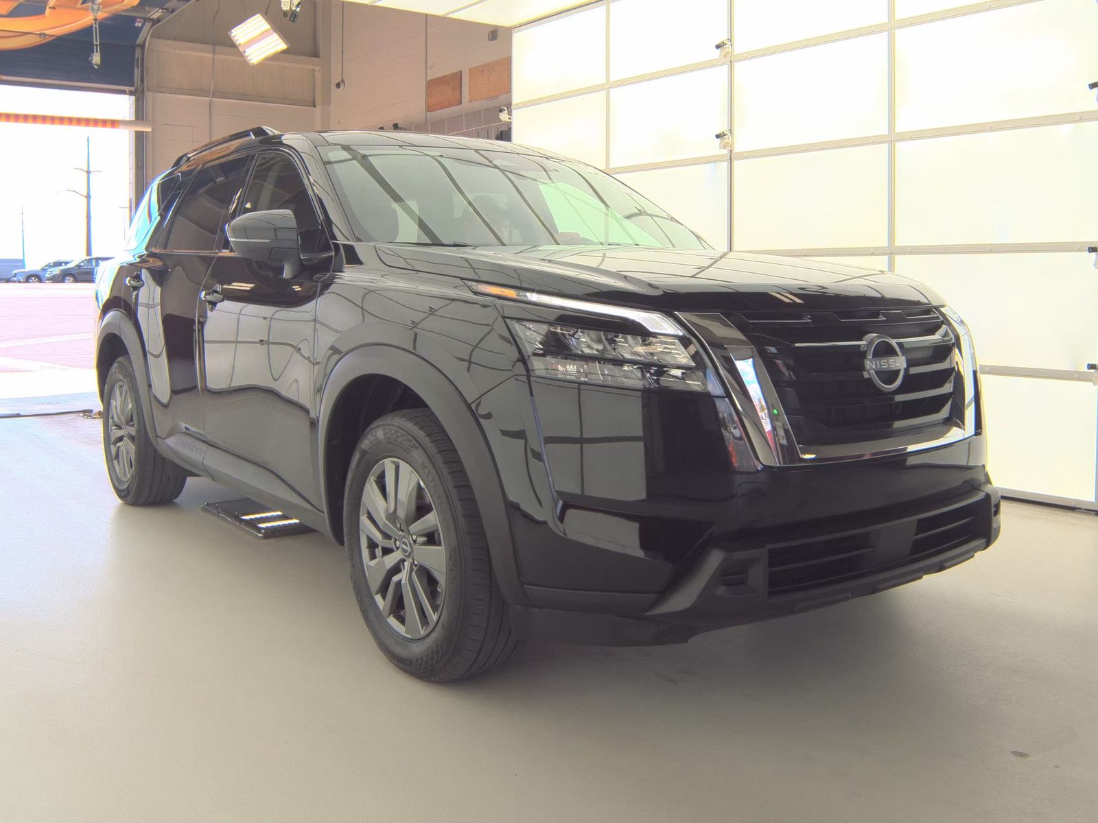 2025 Nissan Pathfinder SV FWD