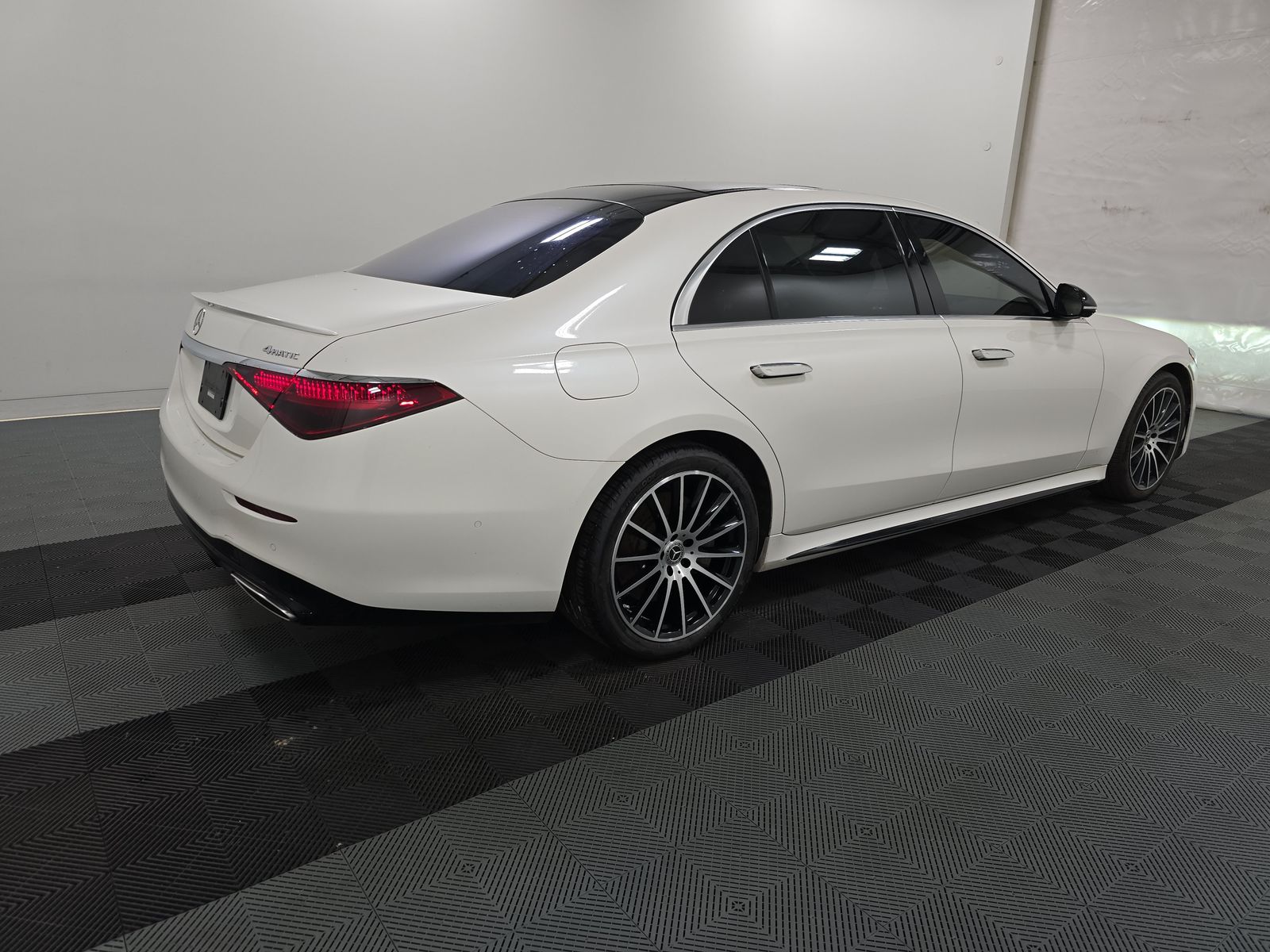 2022 Mercedes-Benz S-Class S 500 AWD