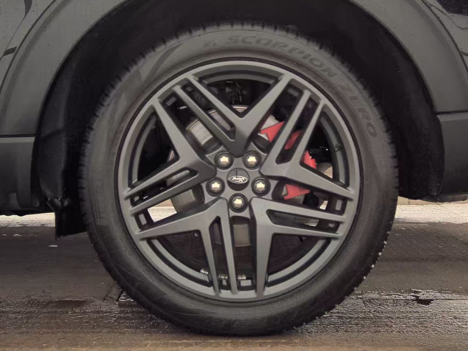 2025 Ford Explorer ST-Line AWD