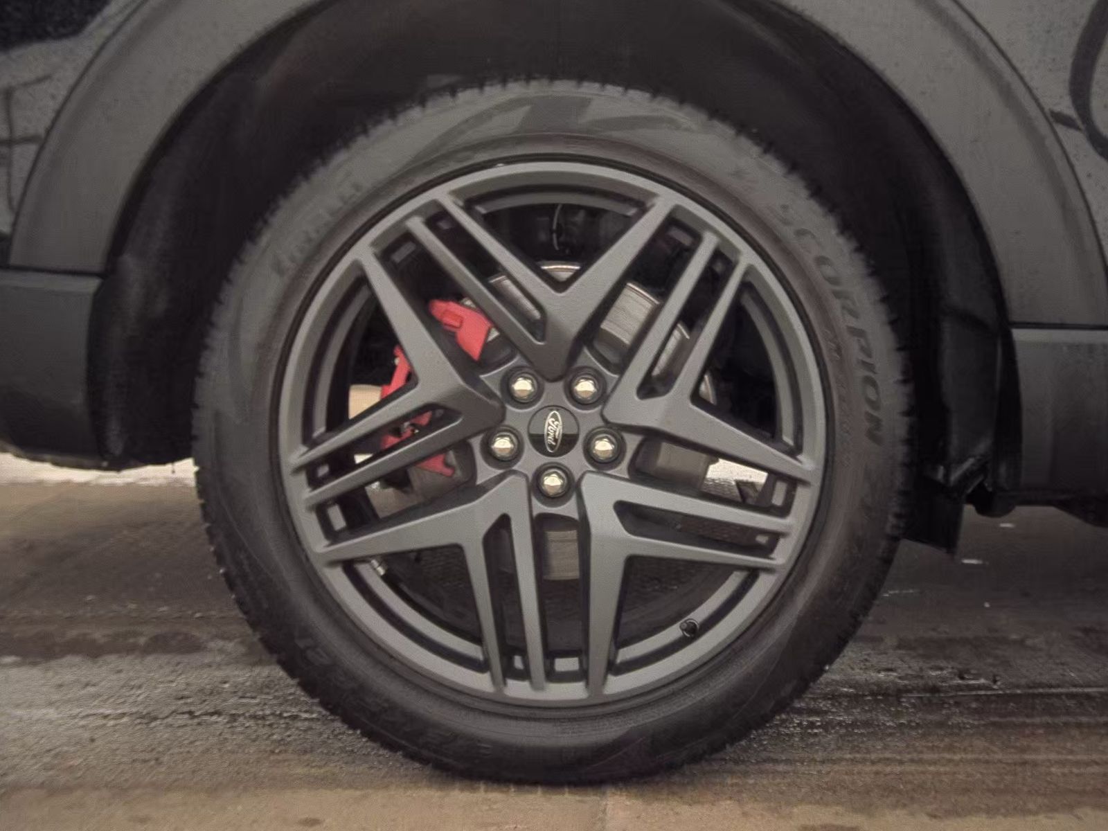 2025 Ford Explorer ST-Line AWD