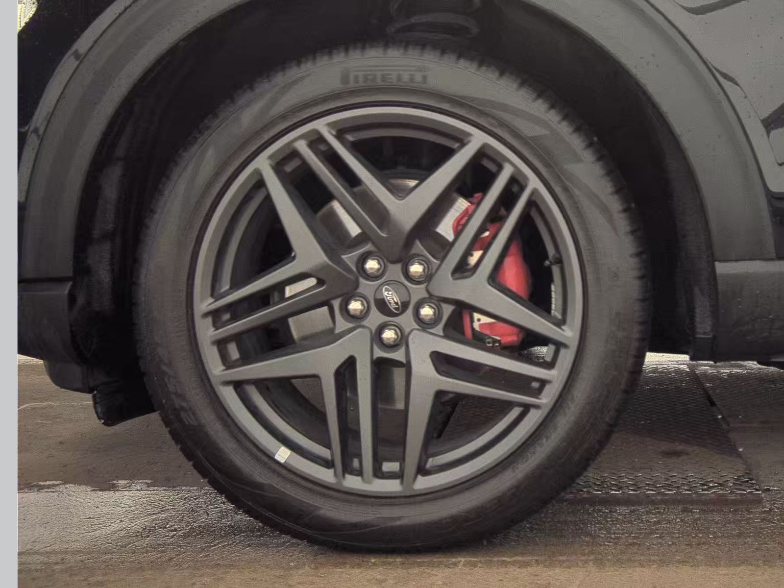 2025 Ford Explorer ST-Line AWD