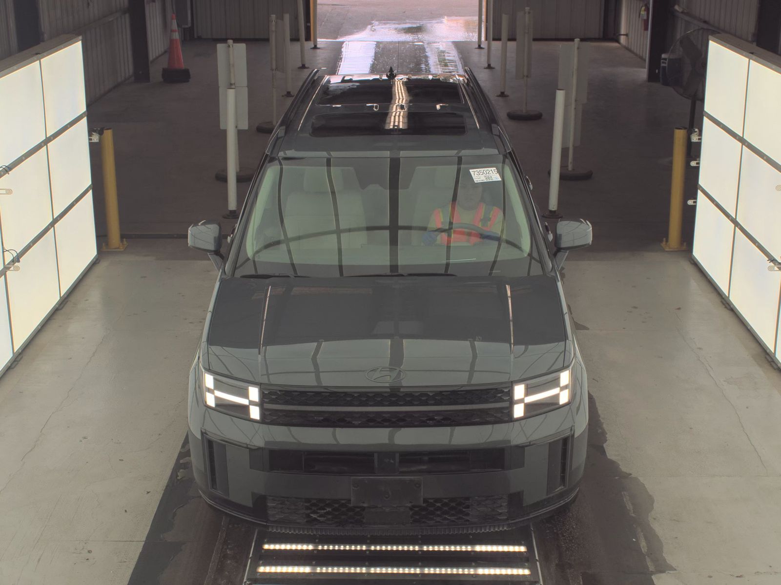 HYUNDAI CALLIGRAPH - 3