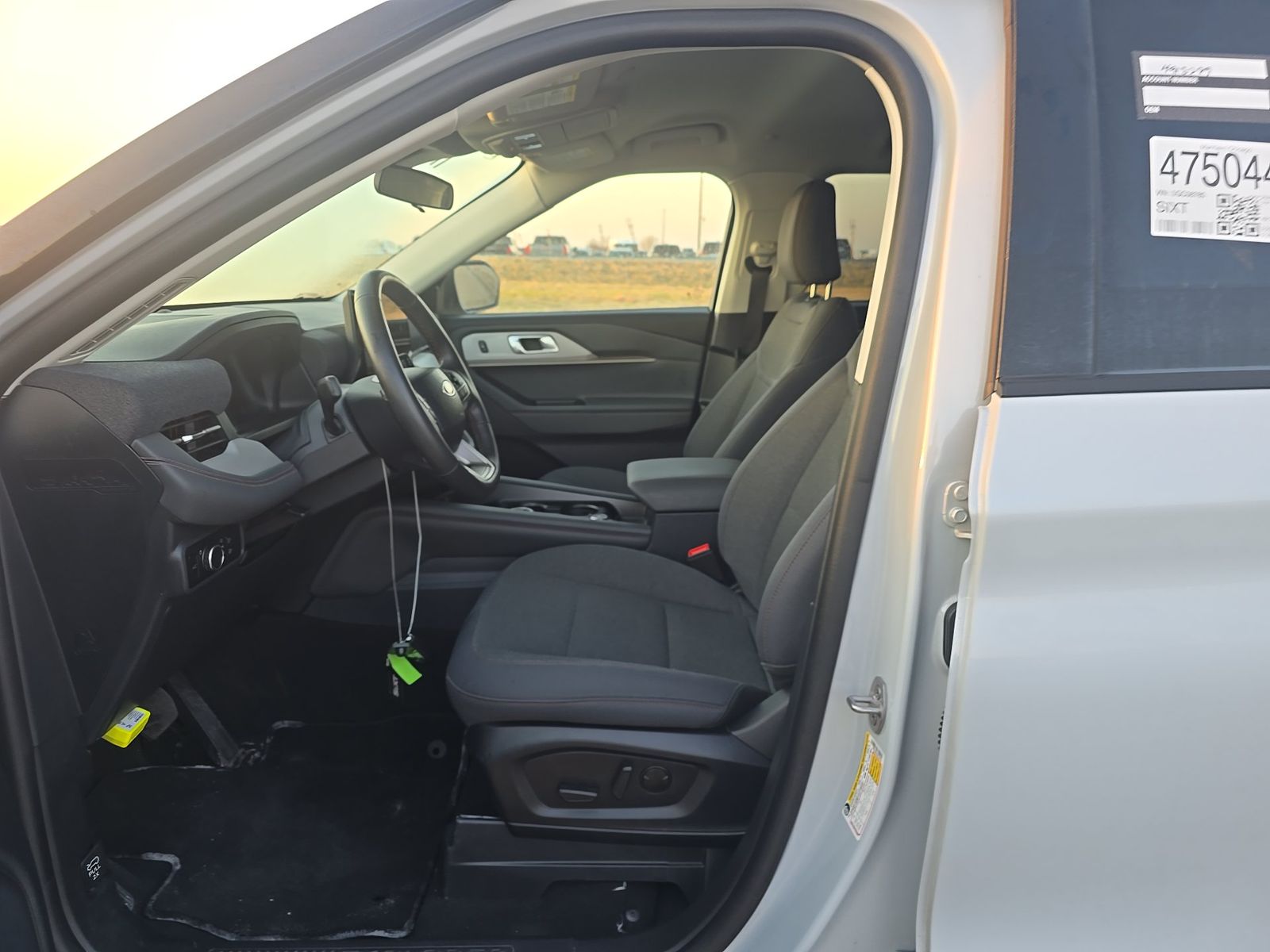 2025 Ford Explorer Active AWD