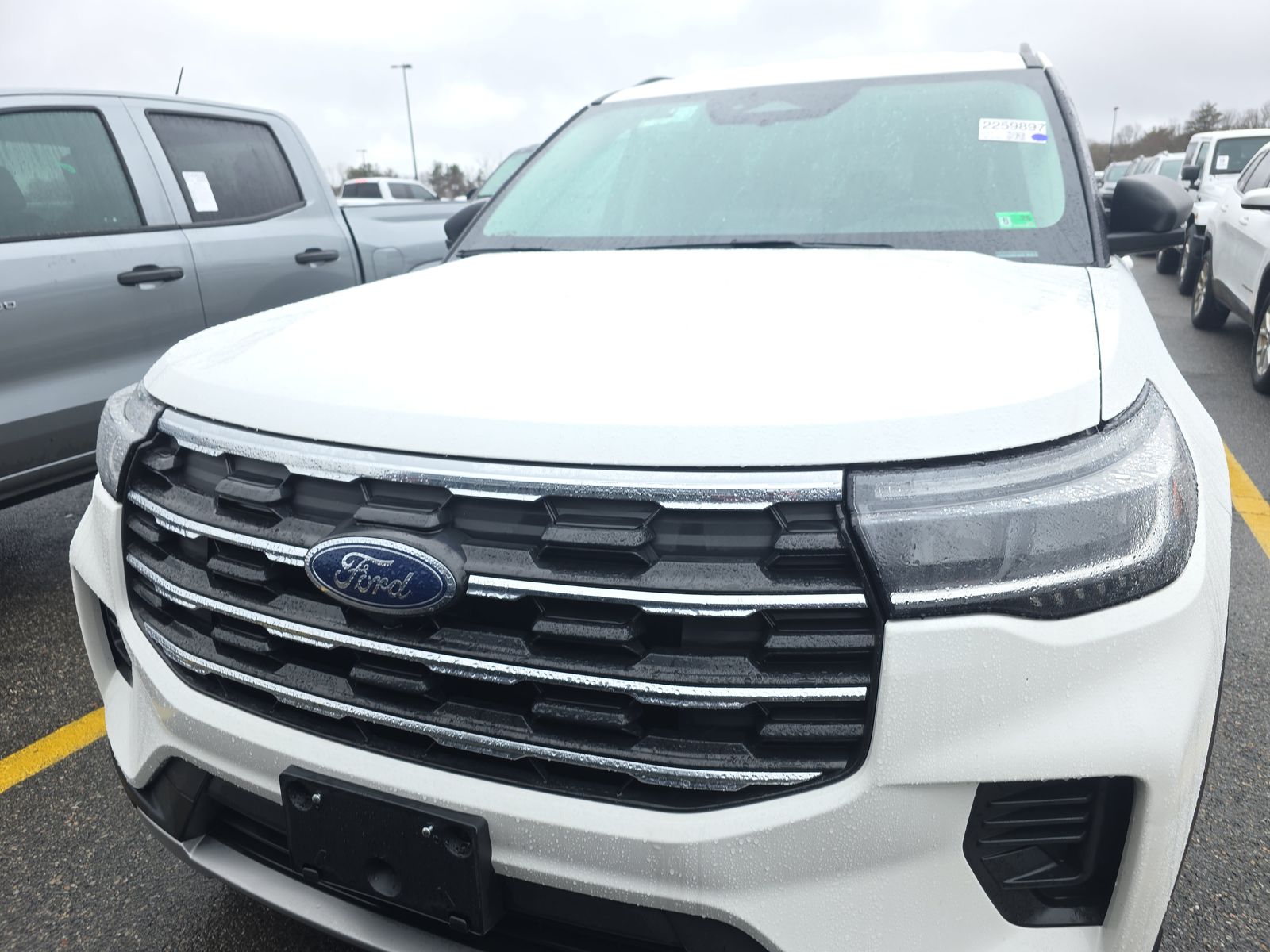 2025 Ford Explorer Active AWD