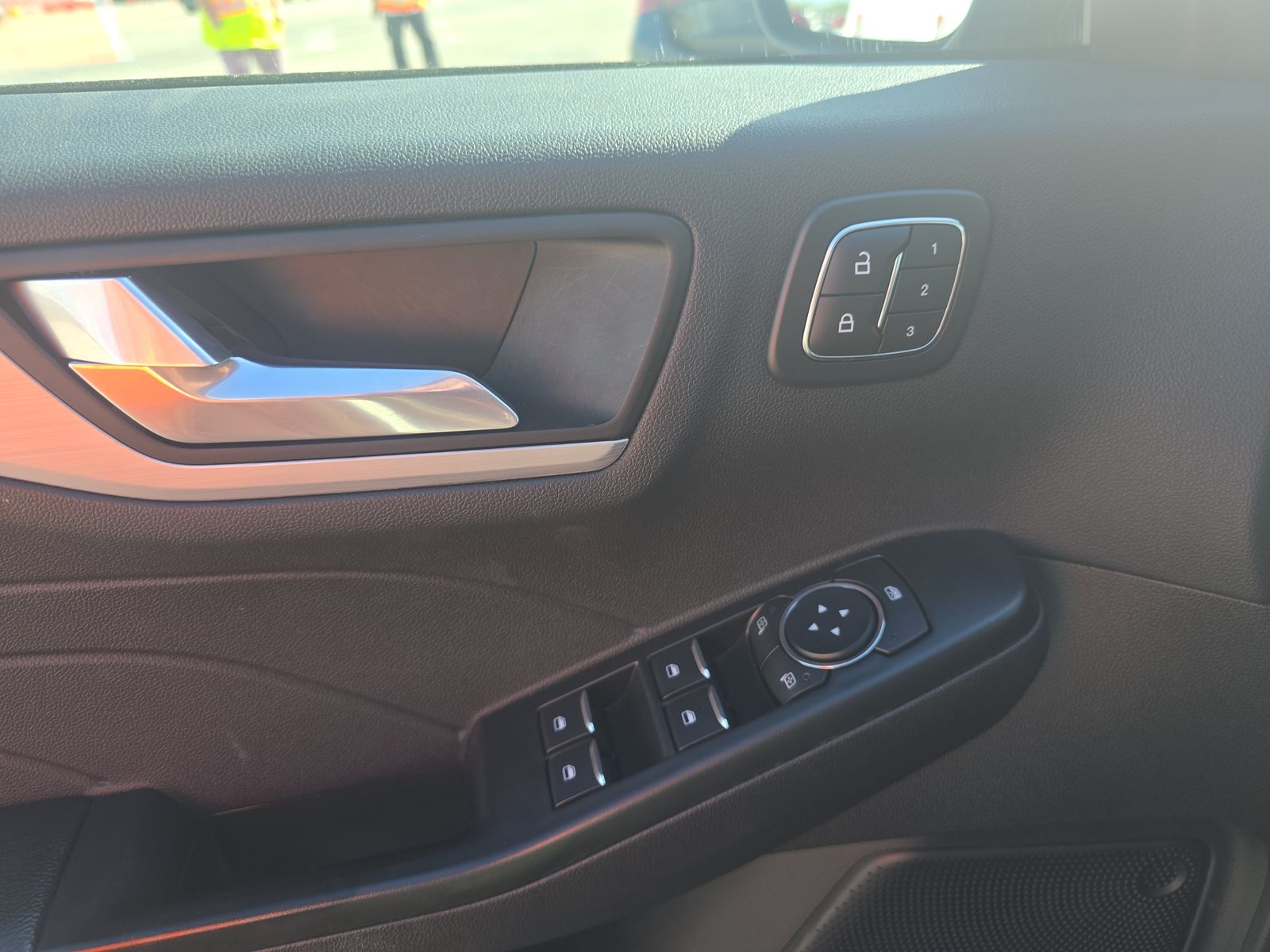 2025 Ford Escape Platinum AWD