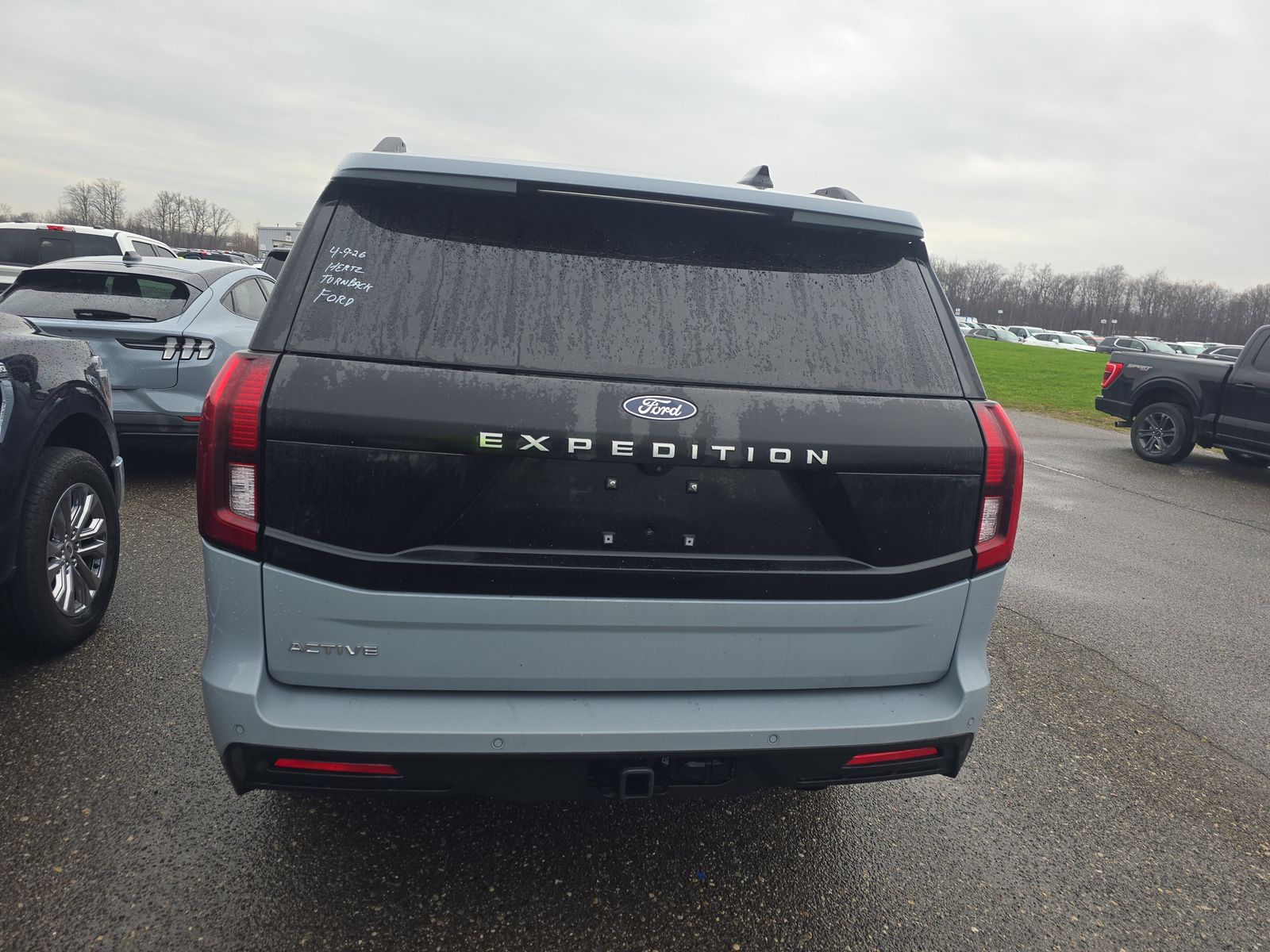 FORD EXPEDITION - 6