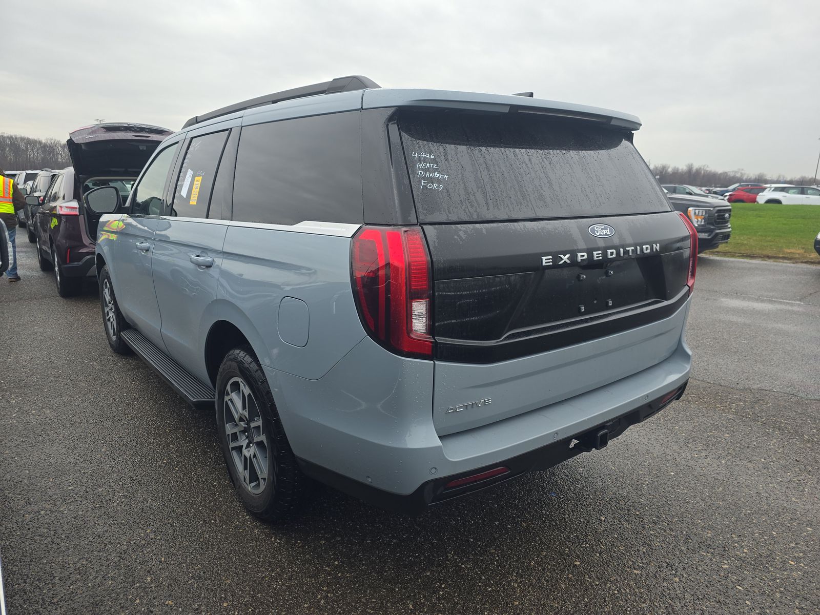 FORD EXPEDITION - 7