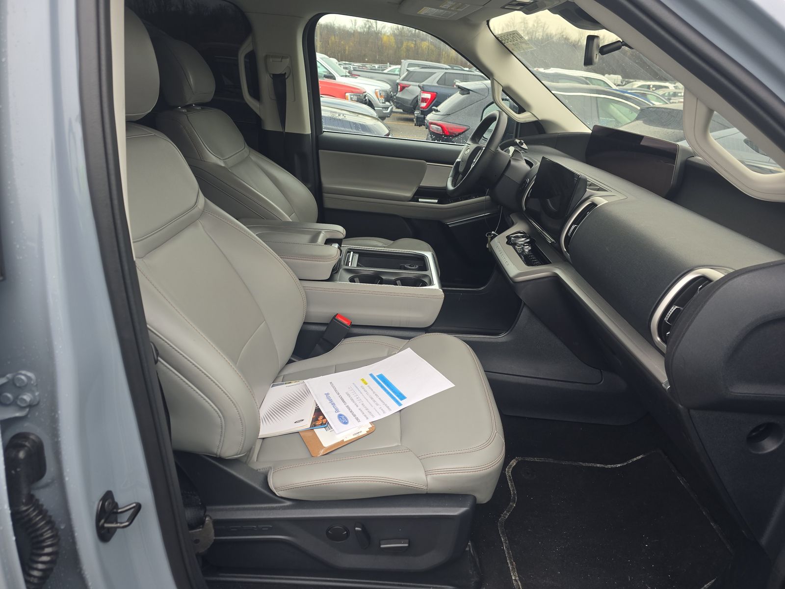 FORD EXPEDITION - 9