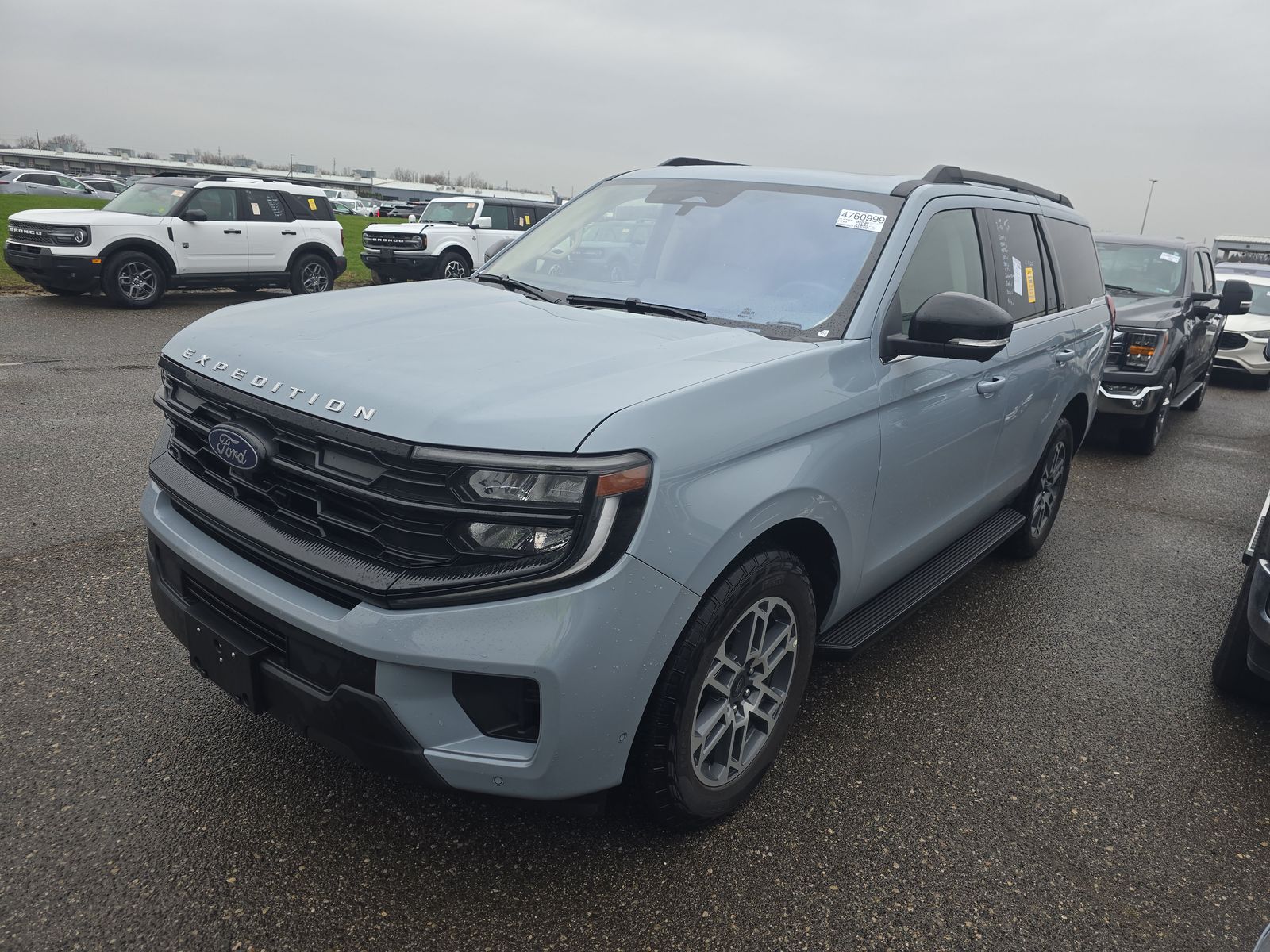 FORD EXPEDITION - 1