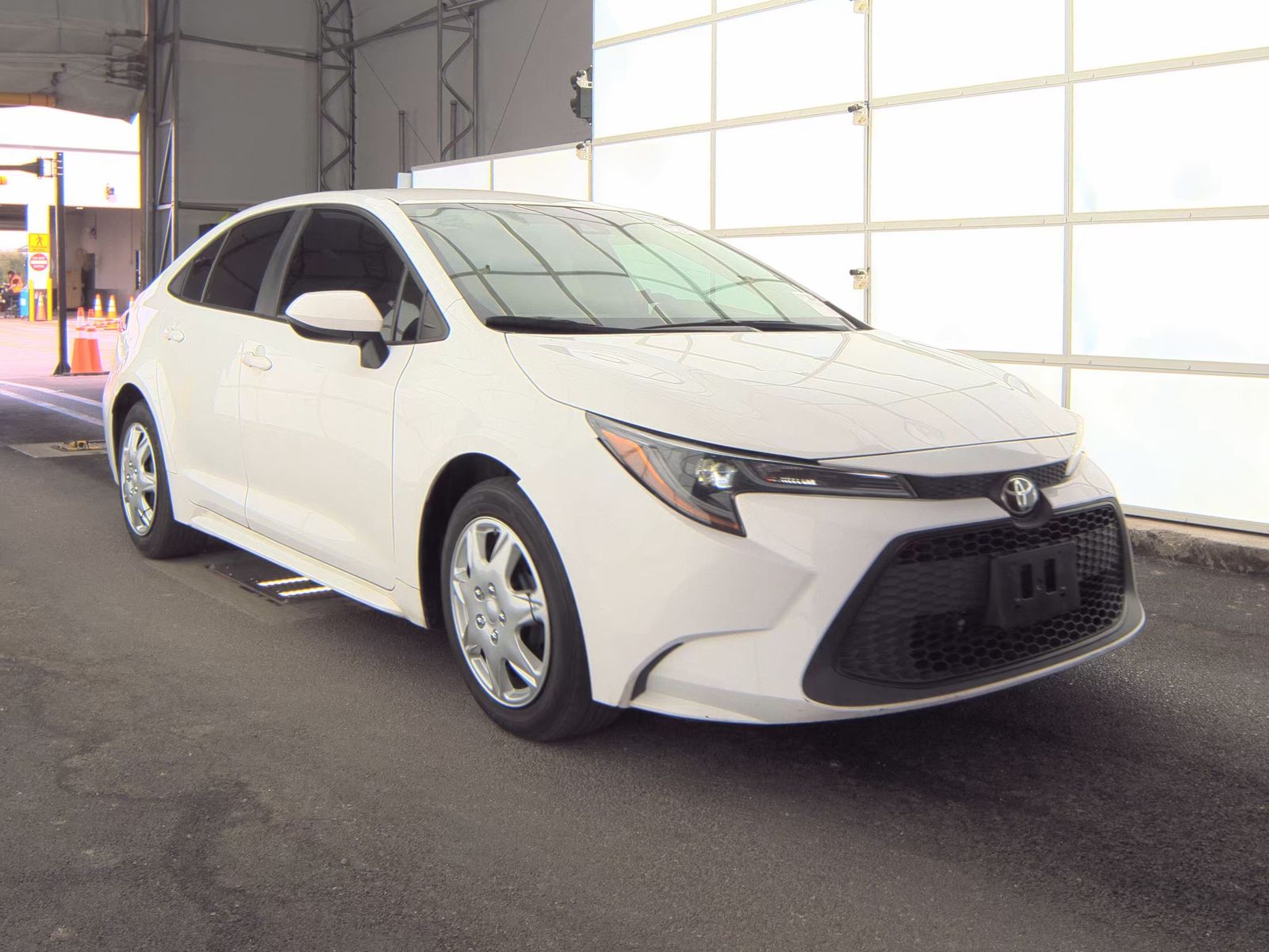 2022 Toyota Corolla LE FWD