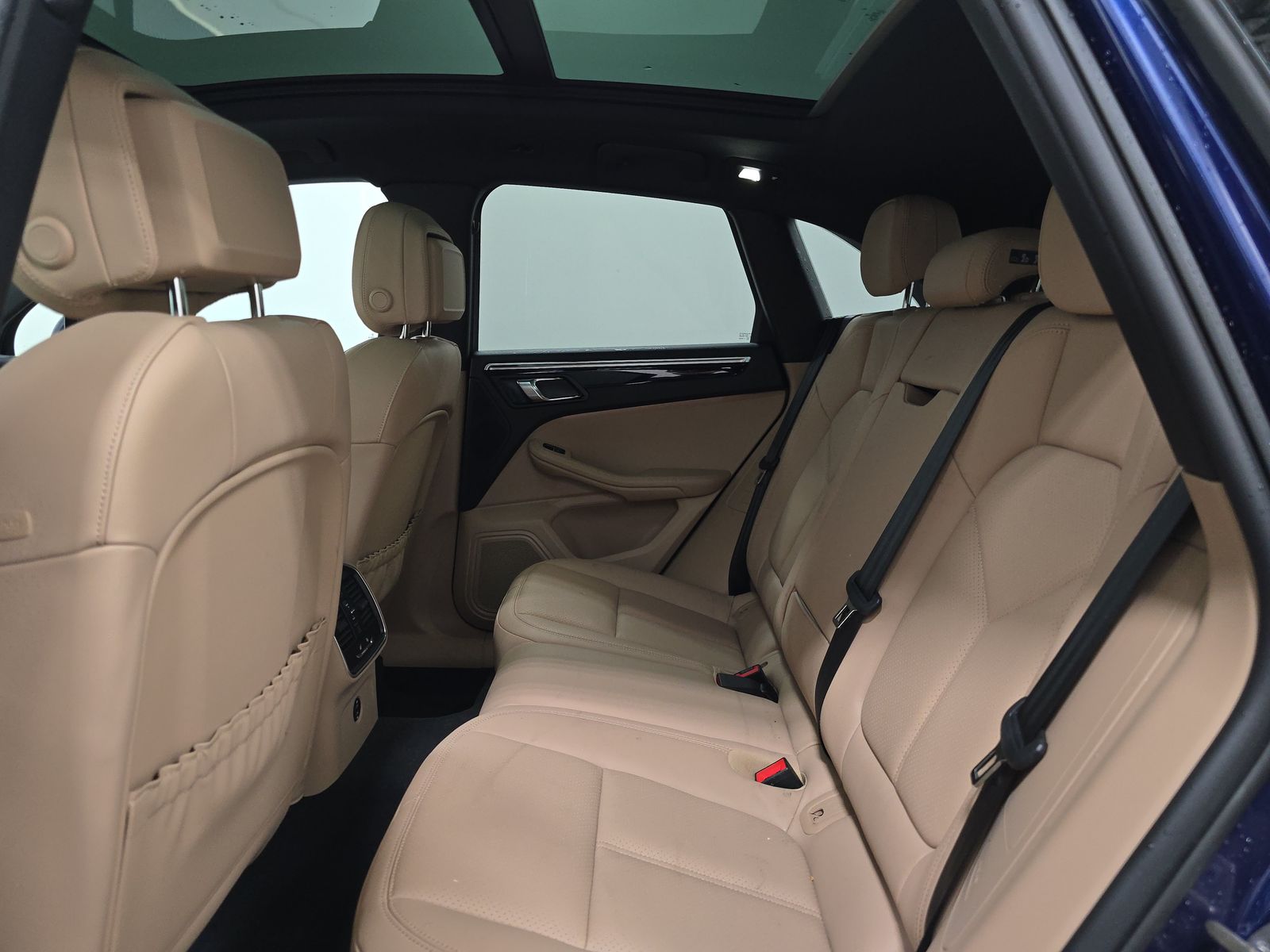 2023 Porsche Macan Base AWD