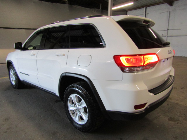 JEEP LAREDO - 5