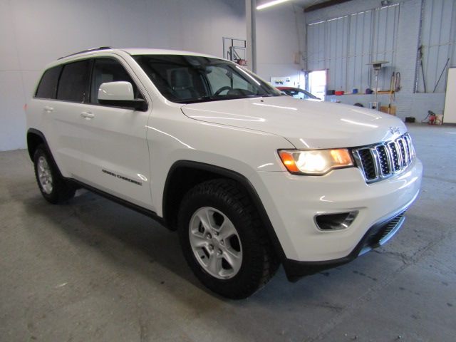 JEEP LAREDO - 4