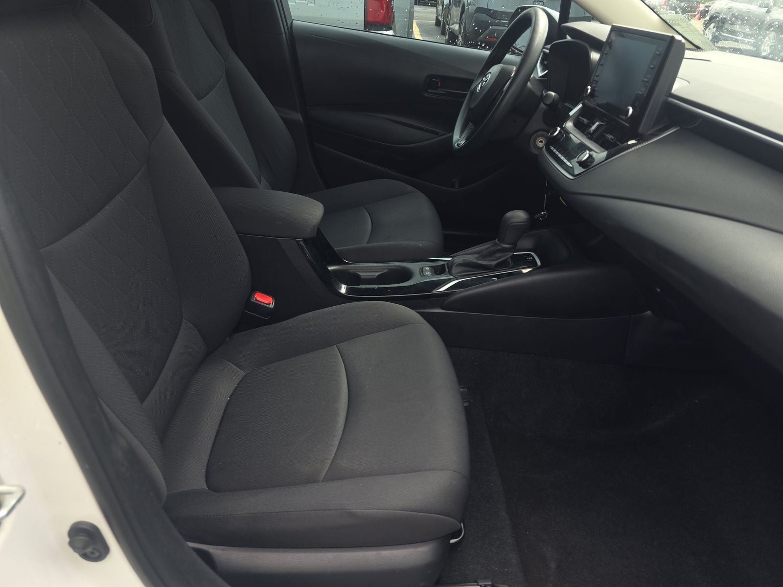 2022 Toyota Corolla LE FWD