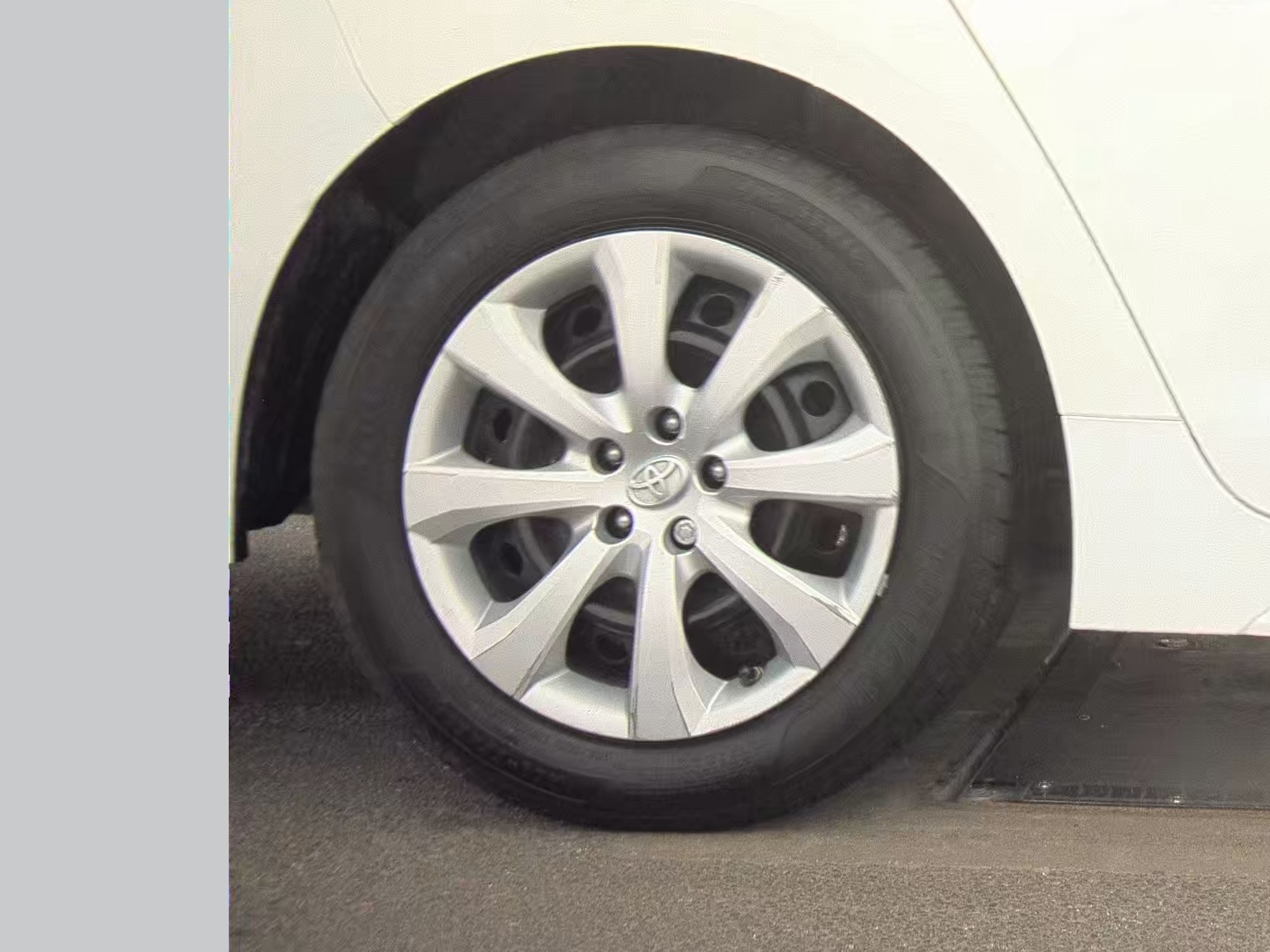 2021 Toyota Corolla LE FWD