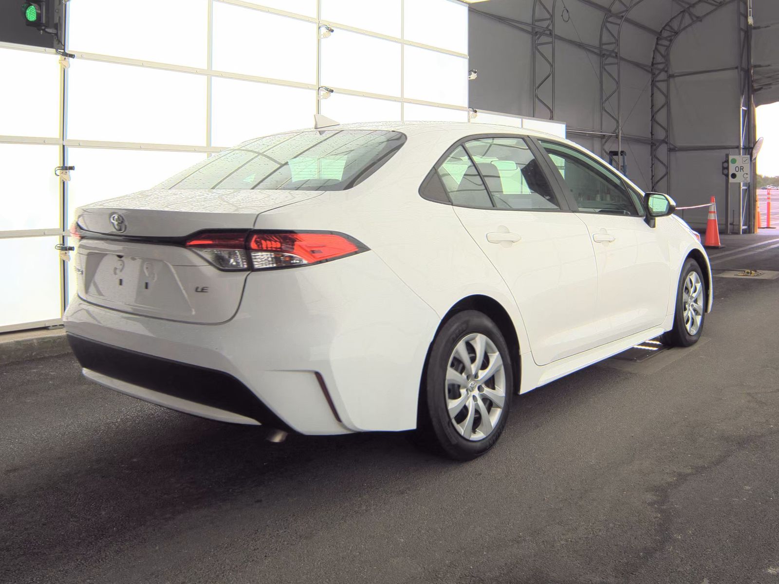 2021 Toyota Corolla LE FWD