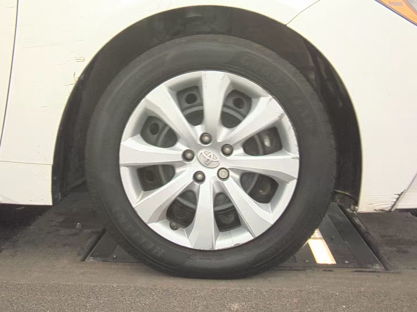 2021 Toyota Corolla LE FWD