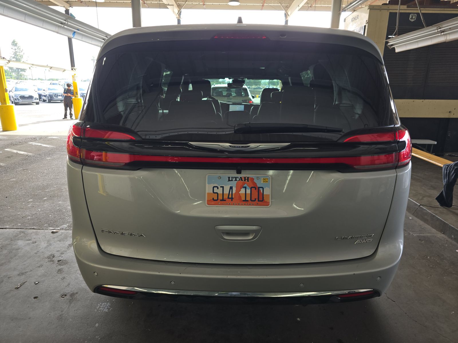 2026 Chrysler Pacifica Limited AWD