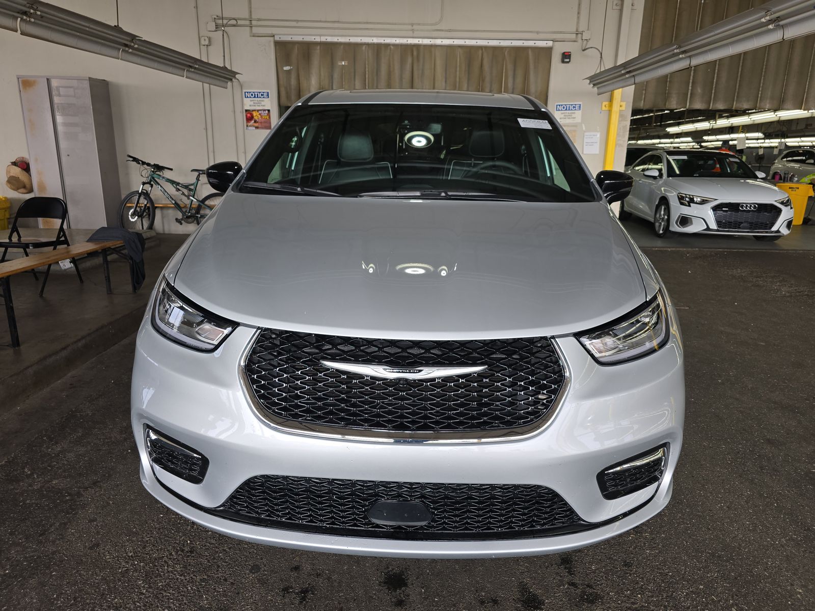 2026 Chrysler Pacifica Limited AWD