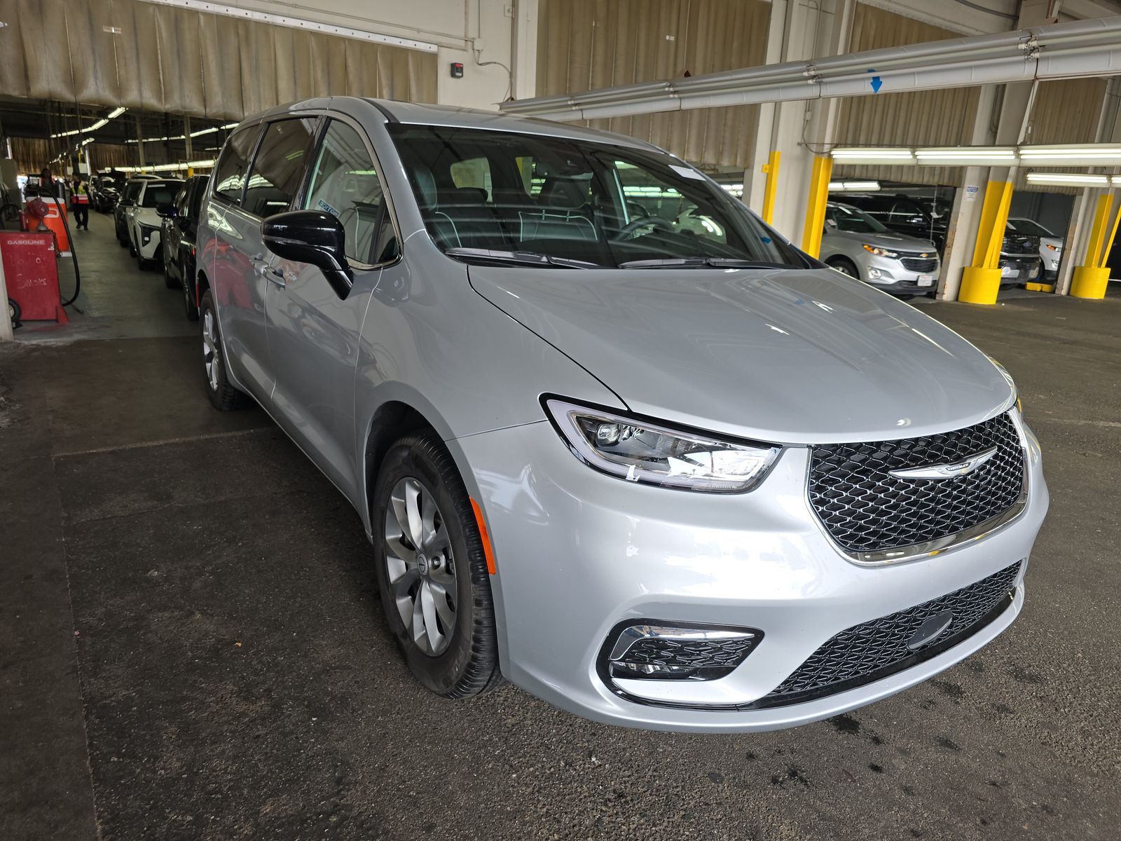 2026 Chrysler Pacifica Limited AWD