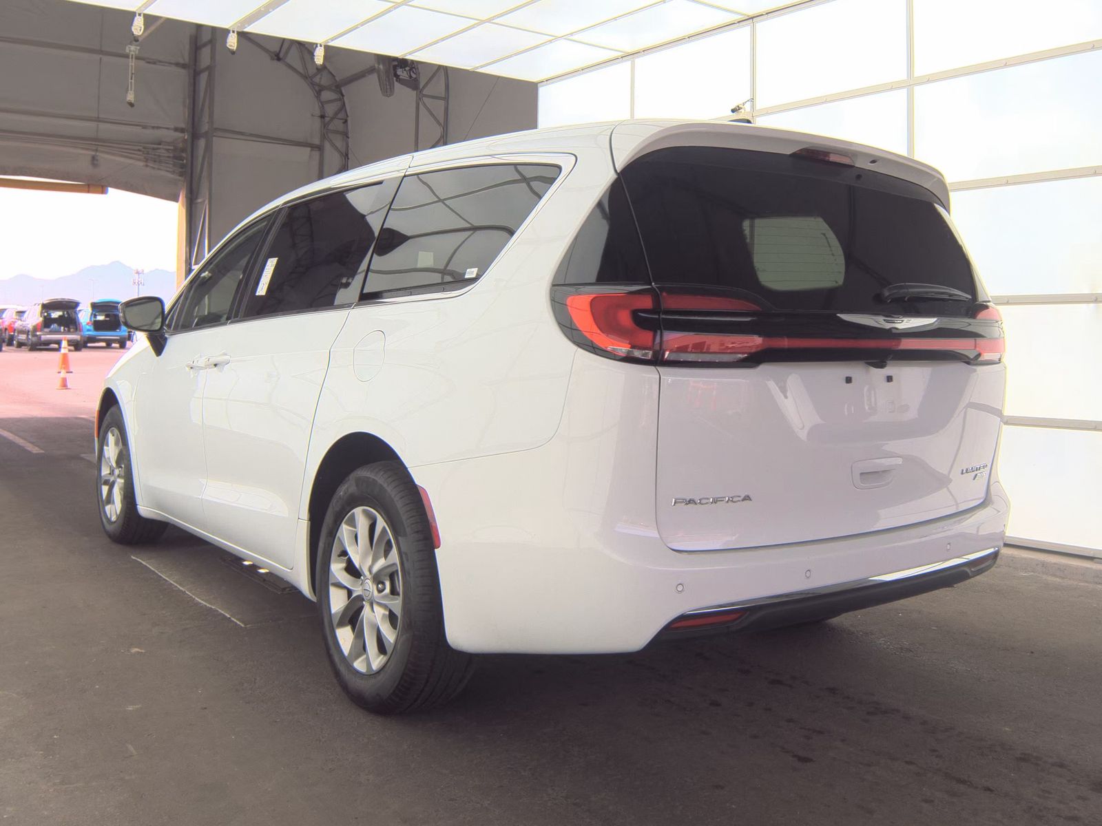 2026 Chrysler Pacifica Limited AWD