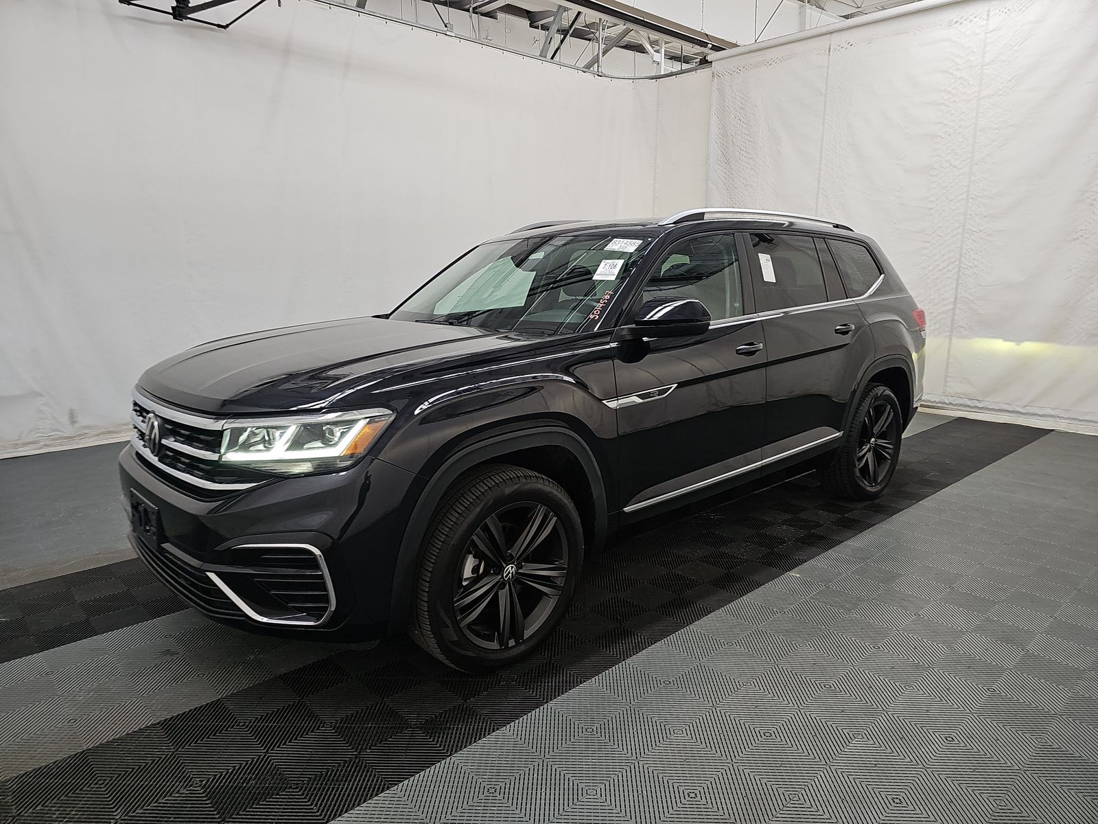 2022 Volkswagen Atlas 3.6L SEL R-Line AWD
