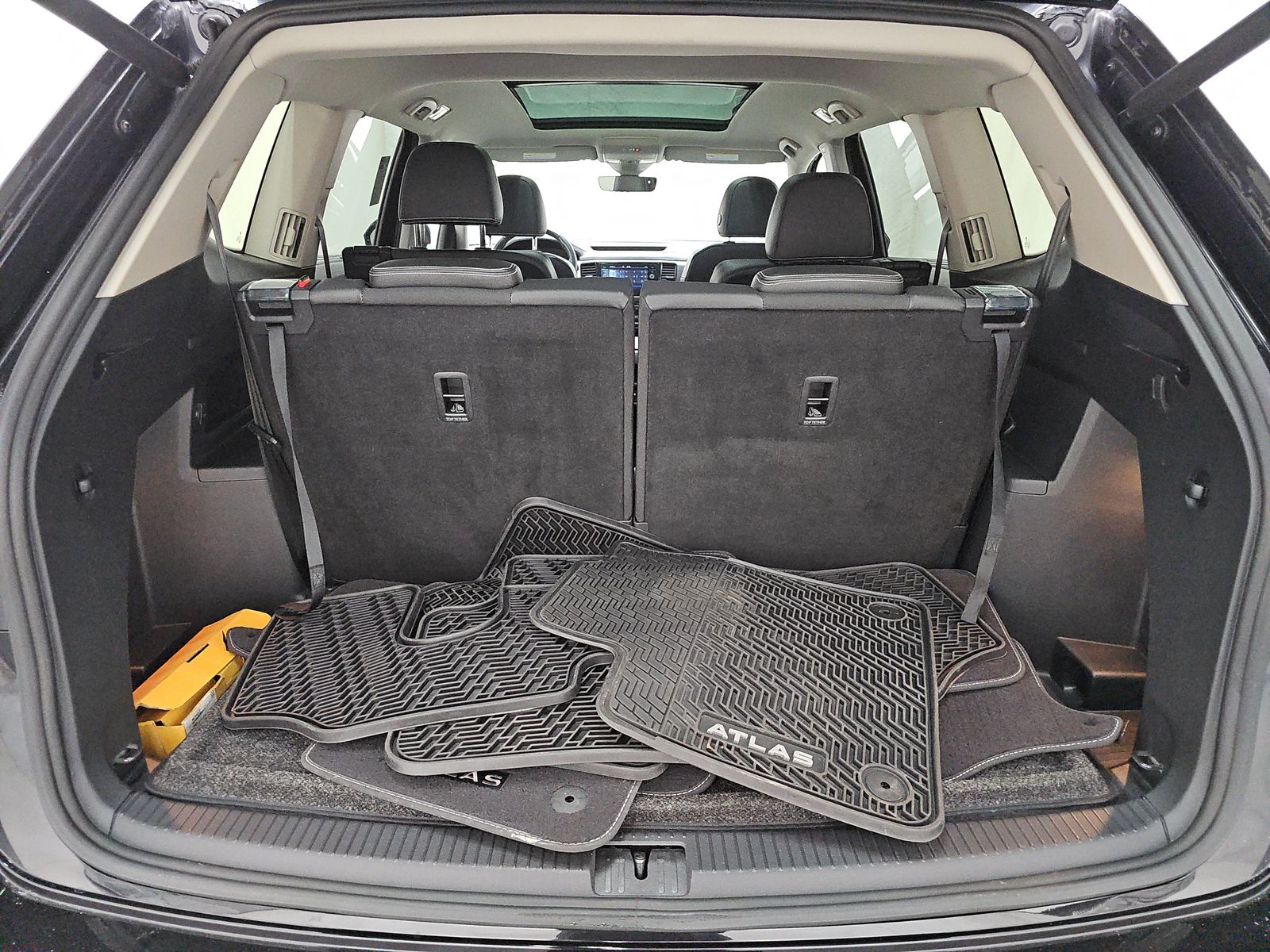 2022 Volkswagen Atlas 3.6L SEL R-Line AWD