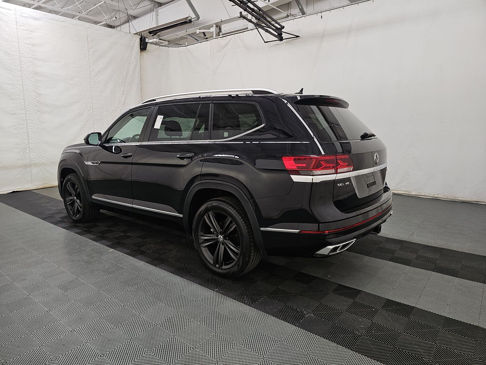 2022 Volkswagen Atlas 3.6L SEL R-Line AWD
