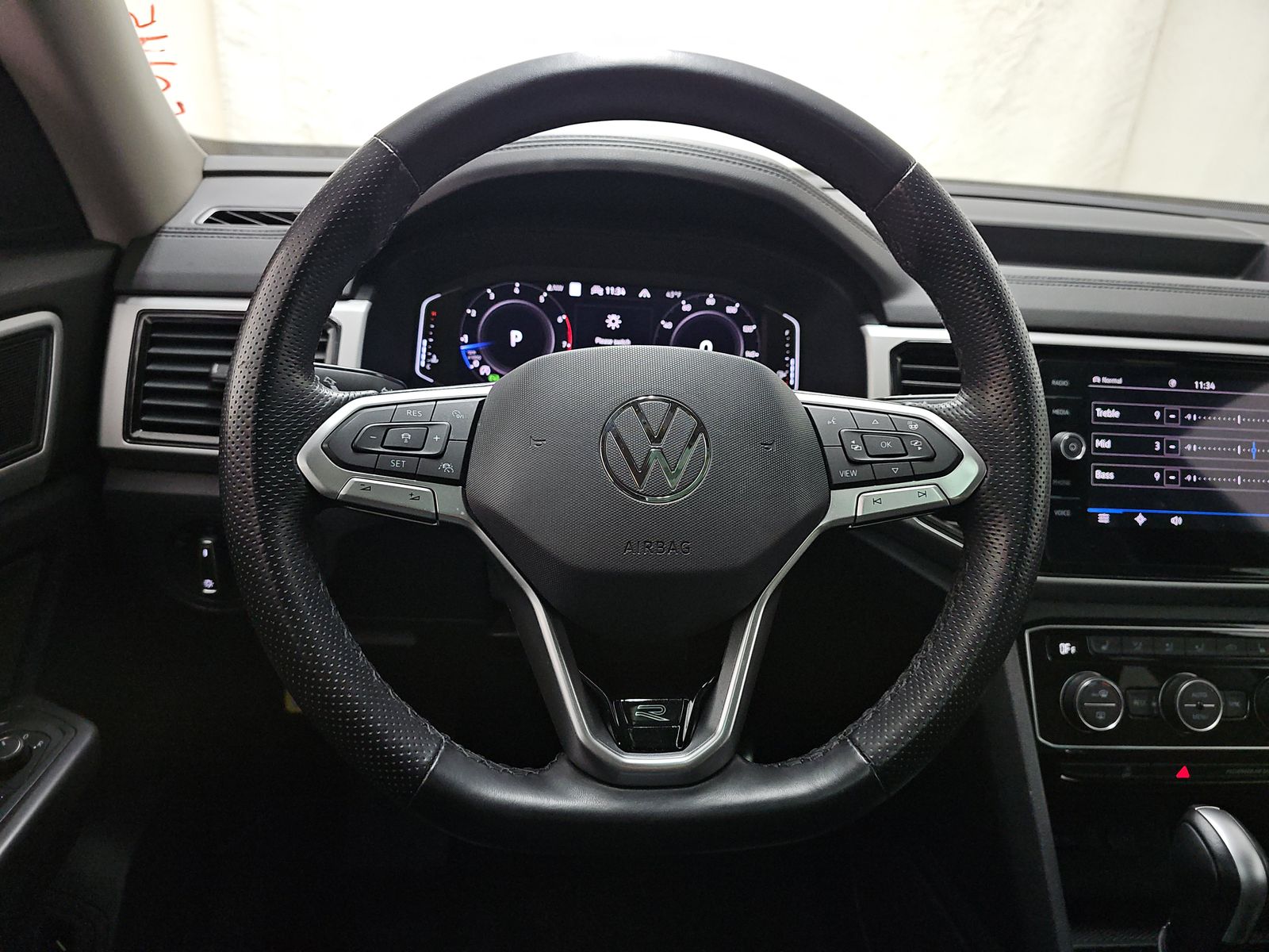 2022 Volkswagen Atlas 3.6L SEL R-Line AWD