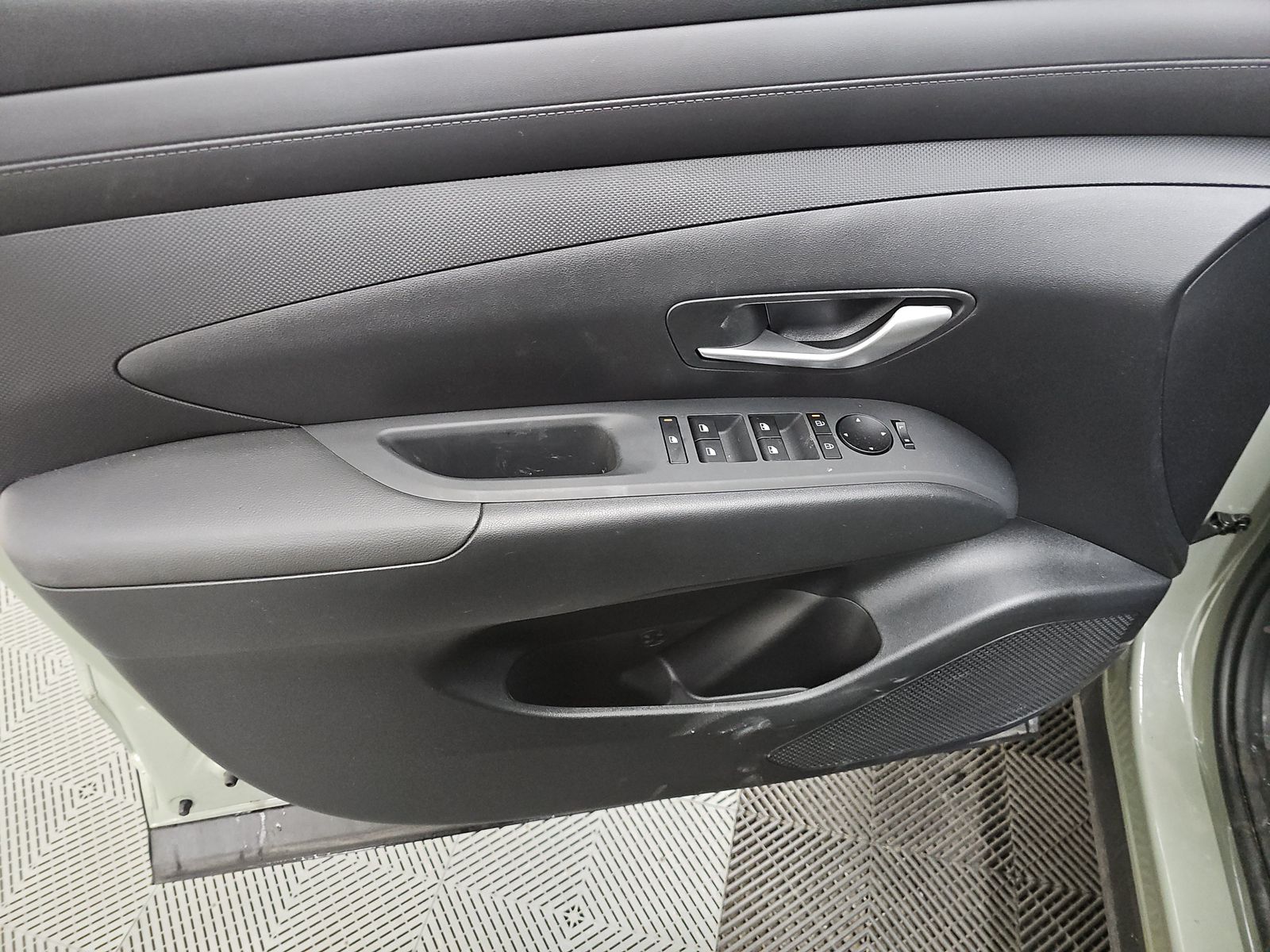 HYUNDAI SEL ACTIVI - 10