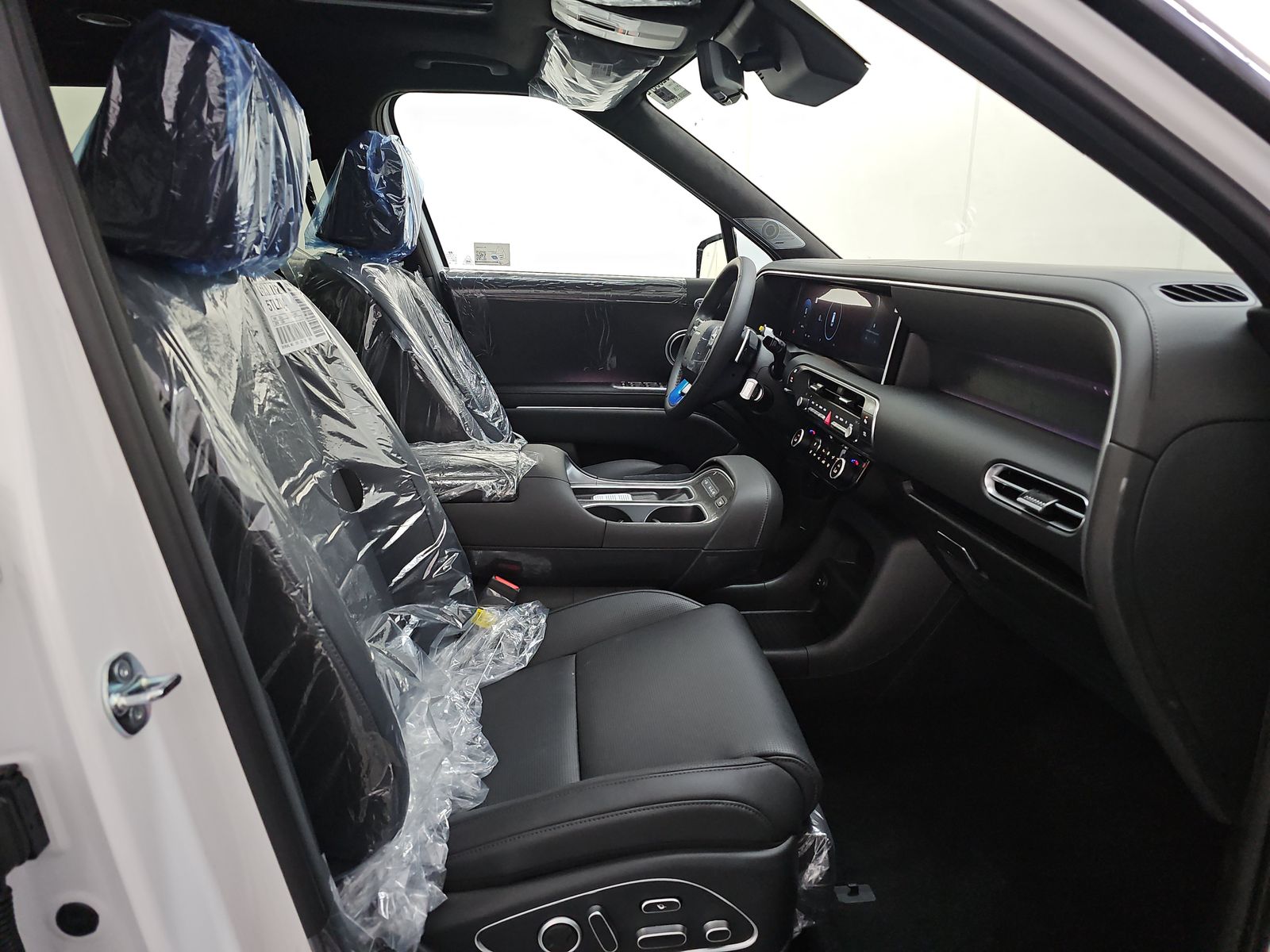 HYUNDAI CALLIGRAPH - 9