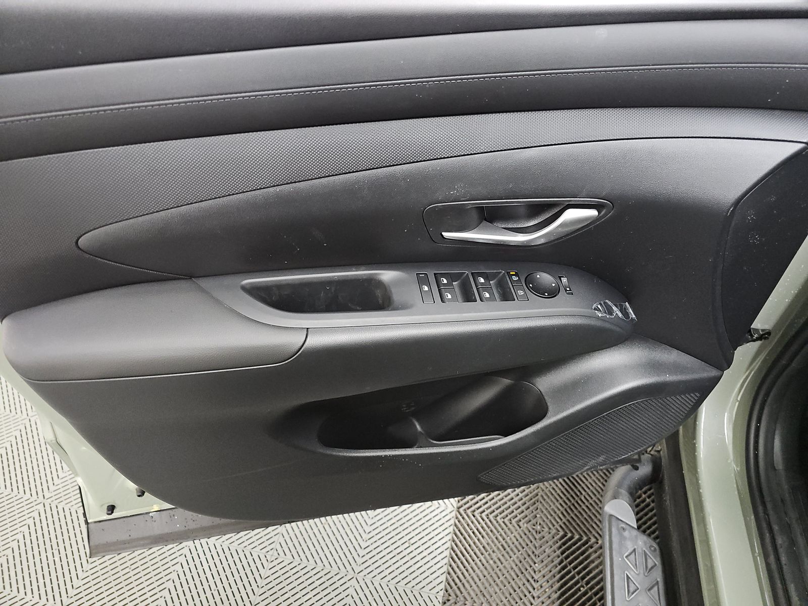 HYUNDAI SEL ACTIVI - 10