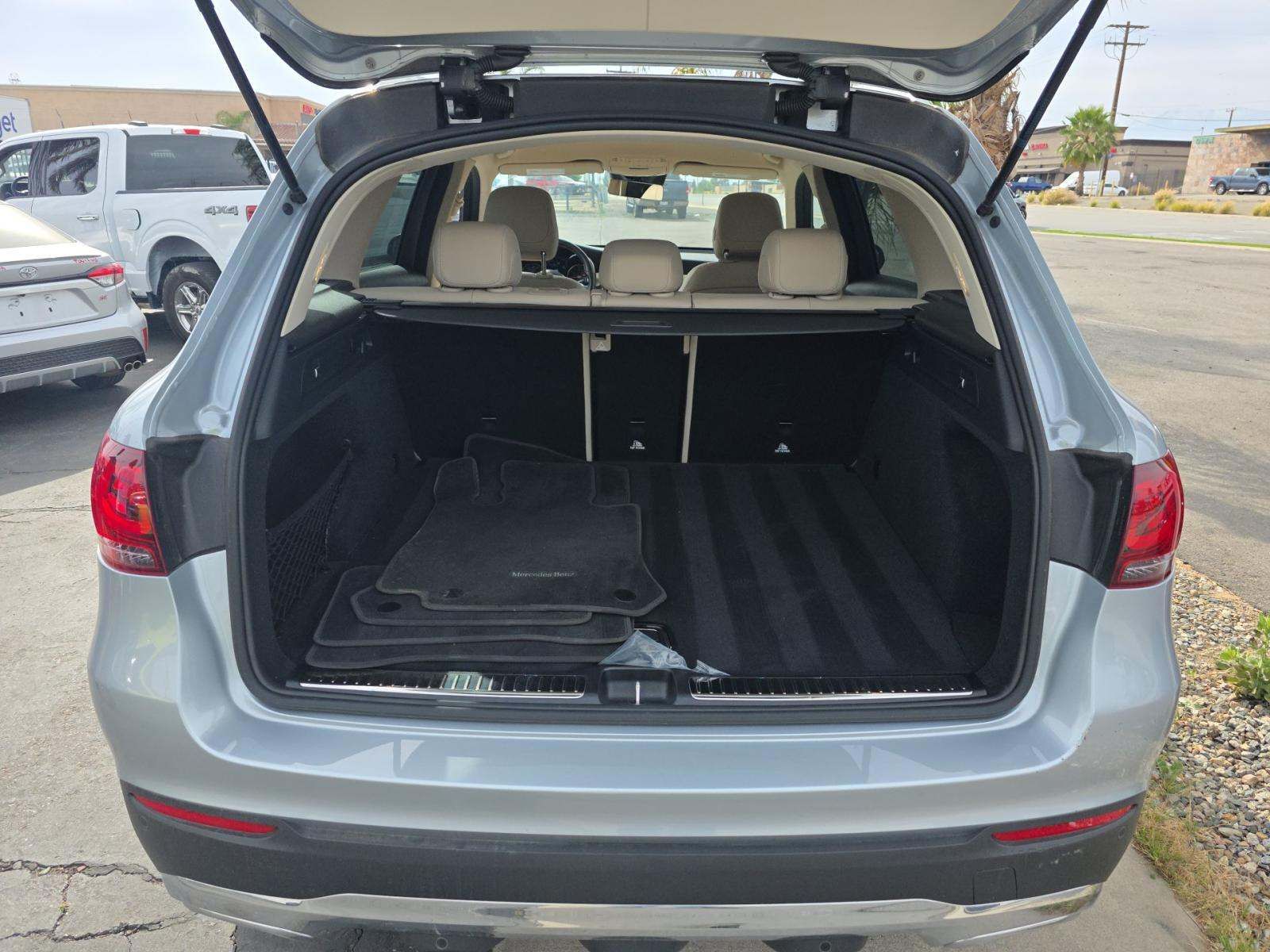 2022 Mercedes-Benz GLC GLC 300 RWD