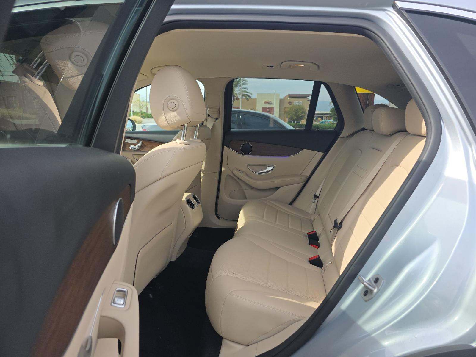 2022 Mercedes-Benz GLC GLC 300 RWD