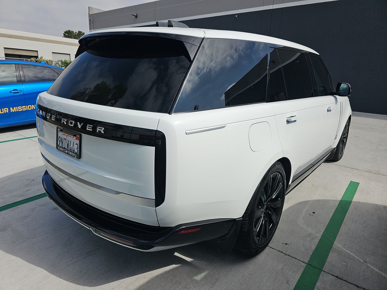 2024 Land Rover Range Rover Autobiography LWB AWD